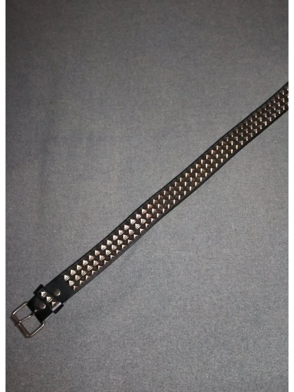 Hot Topic Pyramid Studded Belt 40 Black Leather - Picture 3 of 6